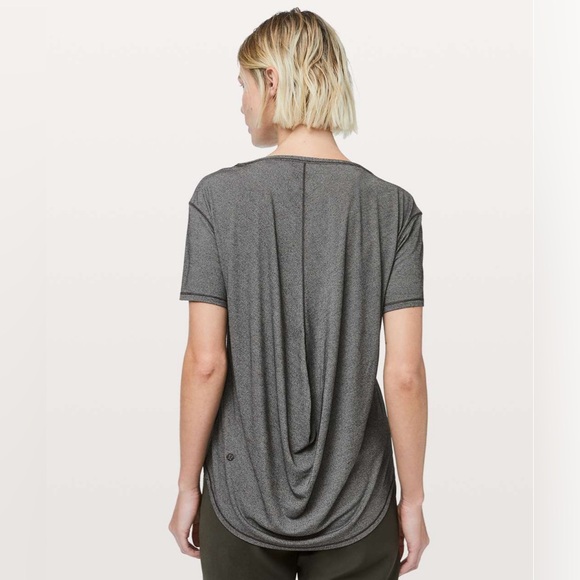 Lululemon Fall In Place Short Sleeve - Heathered Black / White - Picture 1 of 4